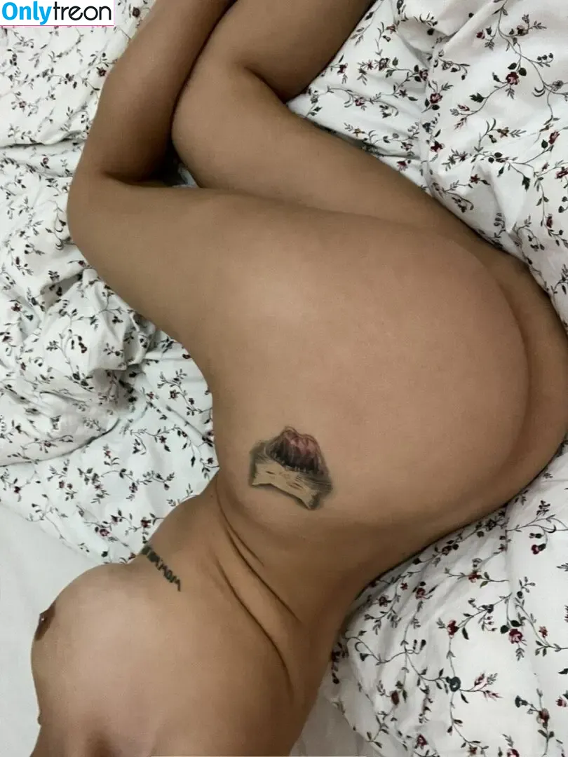Vika Mednis nude photo #0360 (xmednisx)