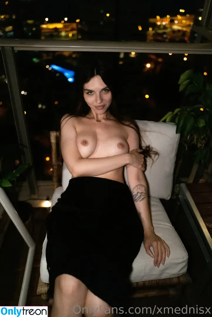 Vika Mednis nude photo #0665 (xmednisx)