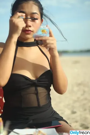 VikaJayIRL / iamofficialjai nude photo #0039