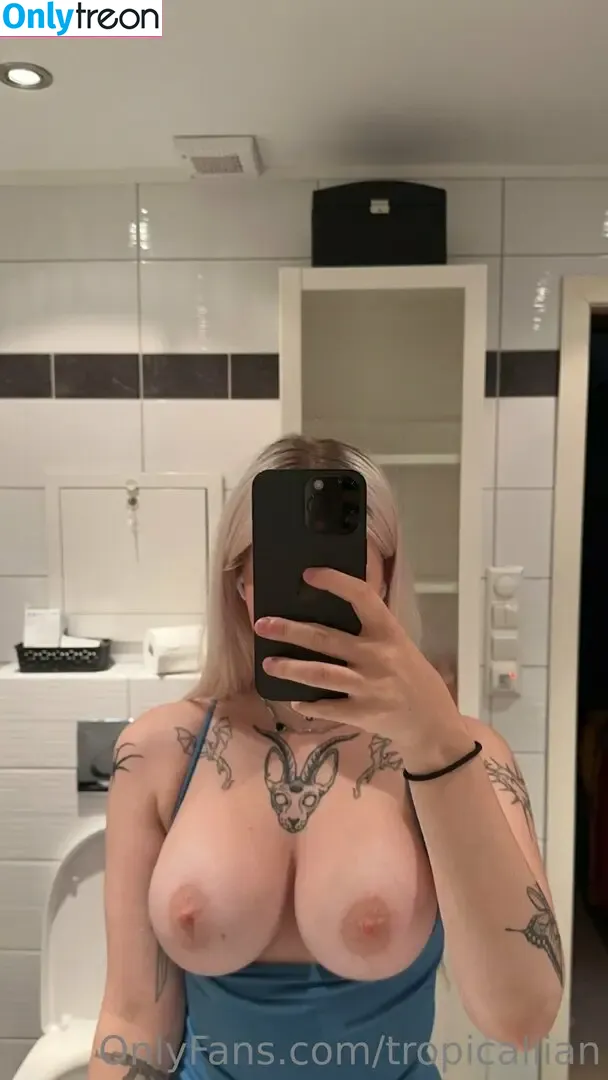 Vikkzy nude photo #0466 (Vikkzy)