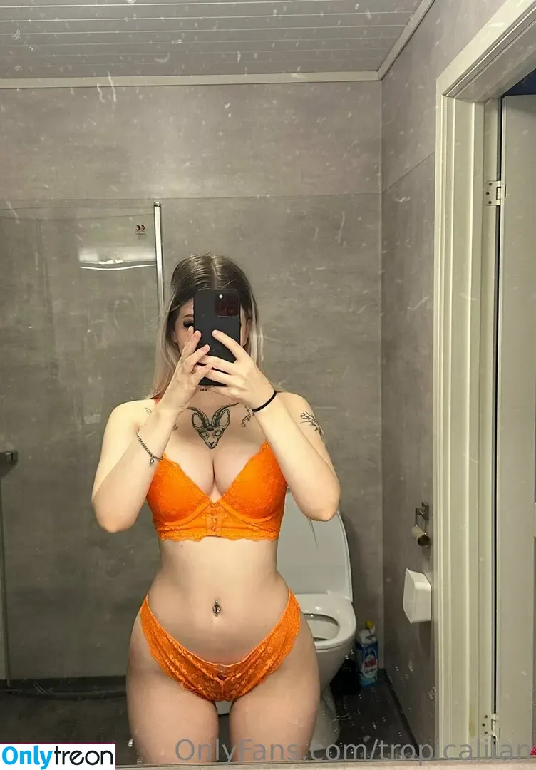 Vikkzy nude photo #0508 (Vikkzy)