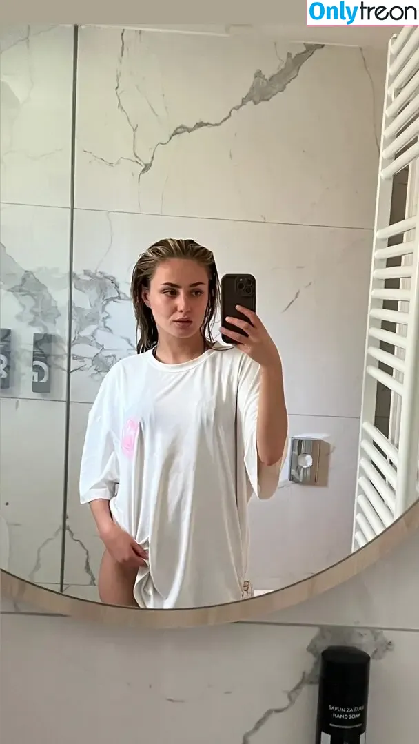 viktupus nude photo #0126 (viktupus)