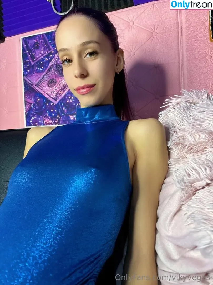 vikyvegas nude photo #0020 (vikyvegas)