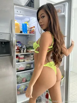 Vina Sky / vinaskyfanpage / vinaskyy nude photo #0205