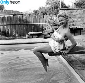 Vintage English Pinups / pinup_vintage_gallery nude photo #0385