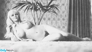 Vintage English Pinups / pinup_vintage_gallery nude photo #0525