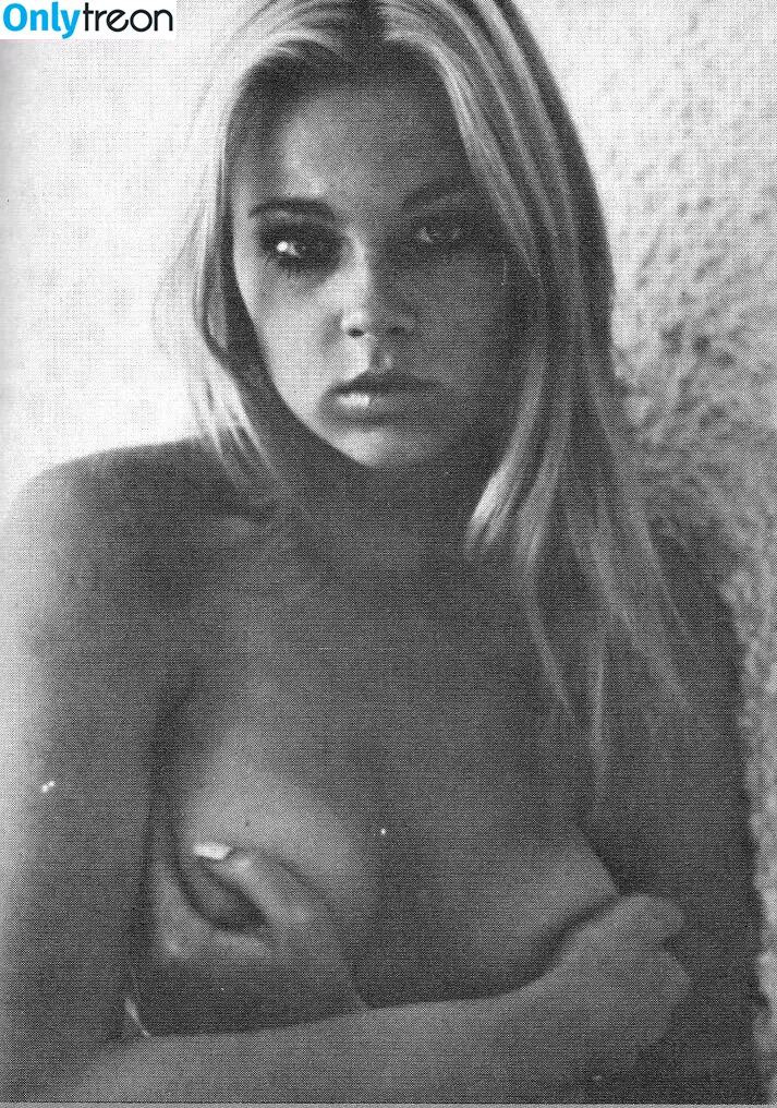 Vintage English Pinups nude photo #0285 (pinup_vintage_gallery)