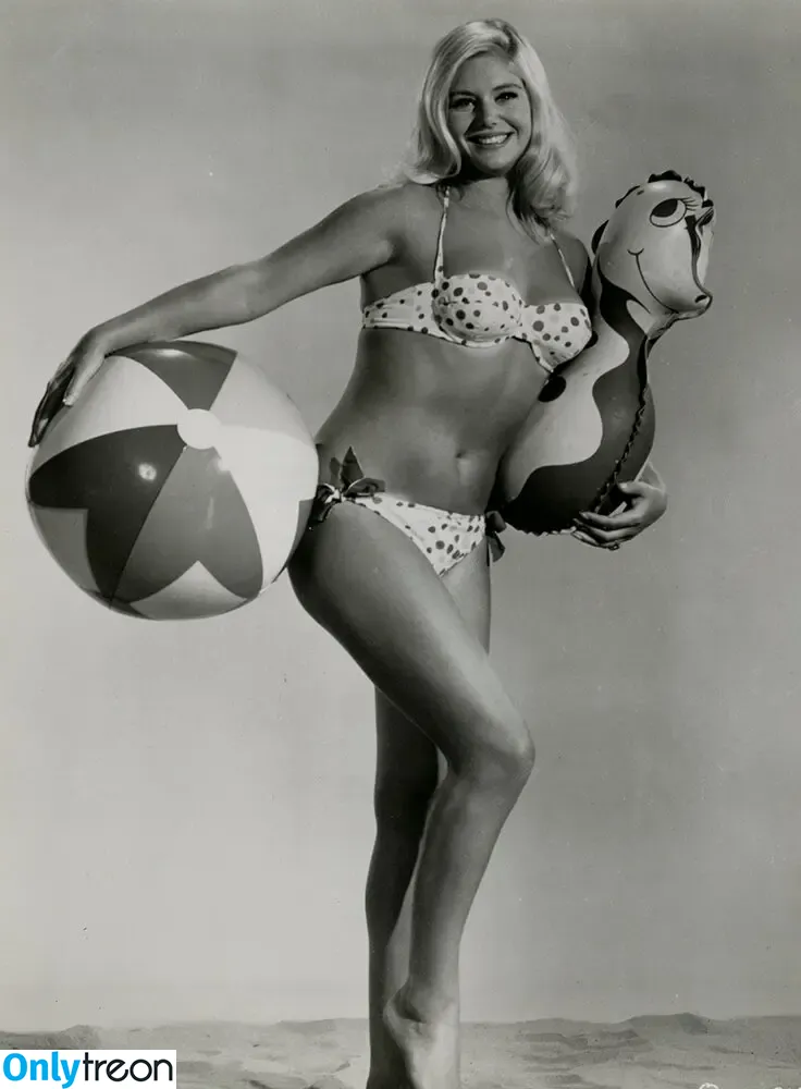 Vintage English Pinups nude photo #0342 (pinup_vintage_gallery)