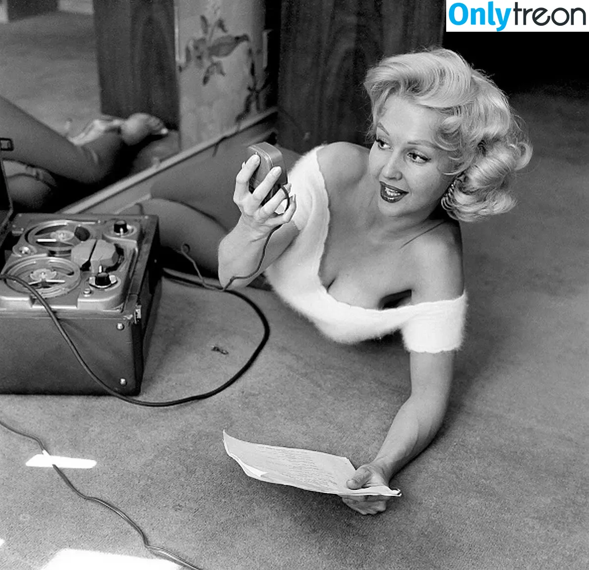 Vintage English Pinups nude photo #0387 (pinup_vintage_gallery)