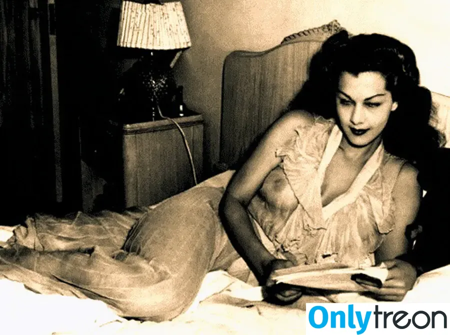 Vintage English Pinups nude photo #0427 (pinup_vintage_gallery)