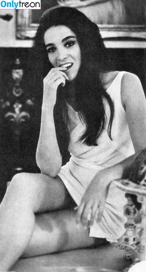 Vintage Sexy Celebs / vintagemoviestars nude photo #0066