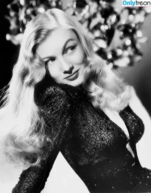 Vintage Sexy Celebs / vintagemoviestars nude photo #0150