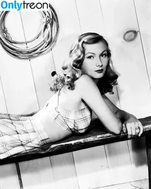 Vintage Sexy Celebs / vintagemoviestars nude photo #0160