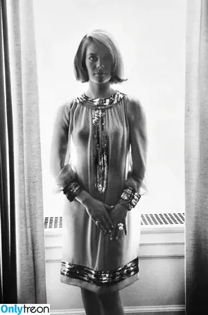 Vintage Sexy Celebs / vintagemoviestars nude photo #0183