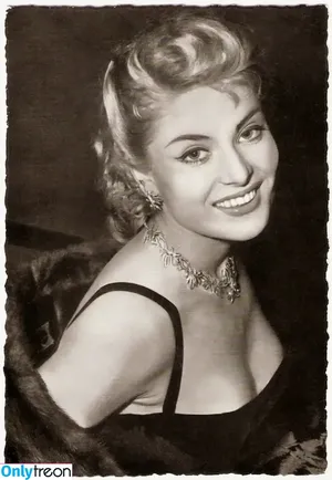 Vintage Sexy Celebs / vintagemoviestars nude photo #0308