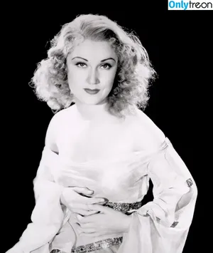 Vintage Sexy Celebs / vintagemoviestars nude photo #0440