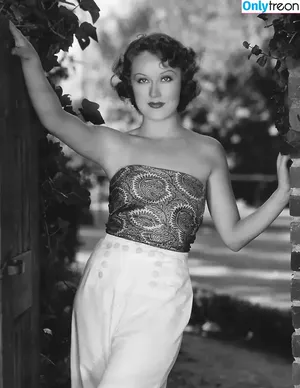 Vintage Sexy Celebs / vintagemoviestars nude photo #0444