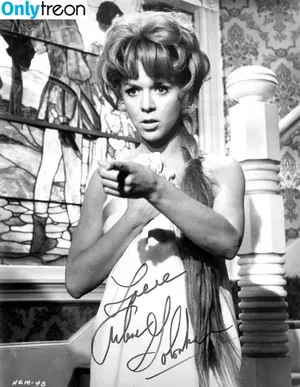 Vintage Sexy Celebs / vintagemoviestars nude photo #0506