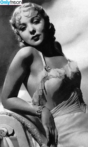 Vintage Sexy Celebs / vintagemoviestars nude photo #0643