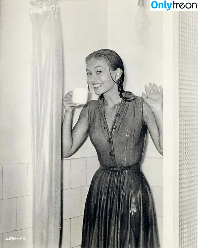 Vintage Sexy Celebs nude photo #0012 (vintagemoviestars)