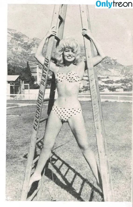 Vintage Sexy Celebs nude photo #0015 (vintagemoviestars)
