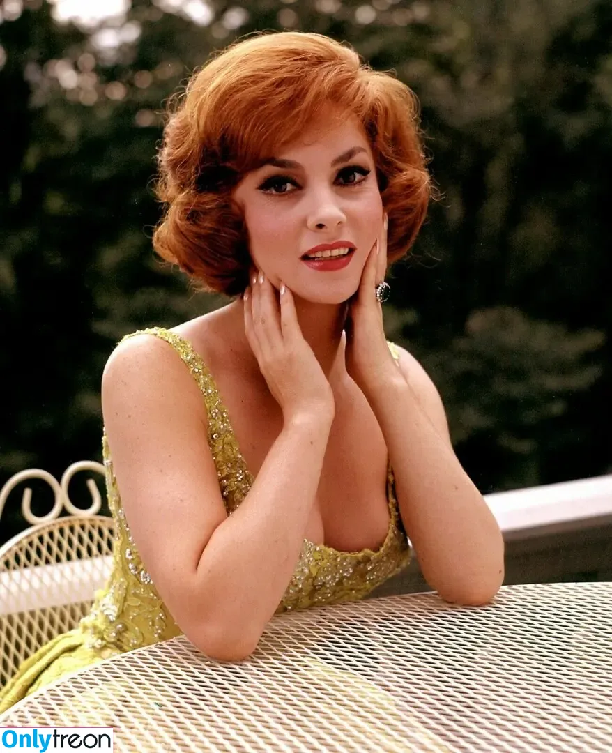 Vintage Sexy Celebs nude photo #0093 (vintagemoviestars)