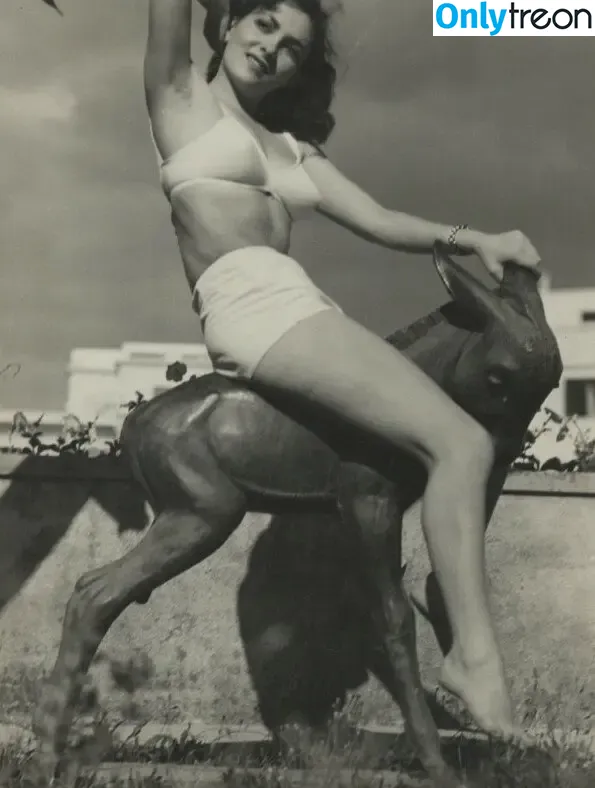 Vintage Sexy Celebs nude photo #0098 (vintagemoviestars)