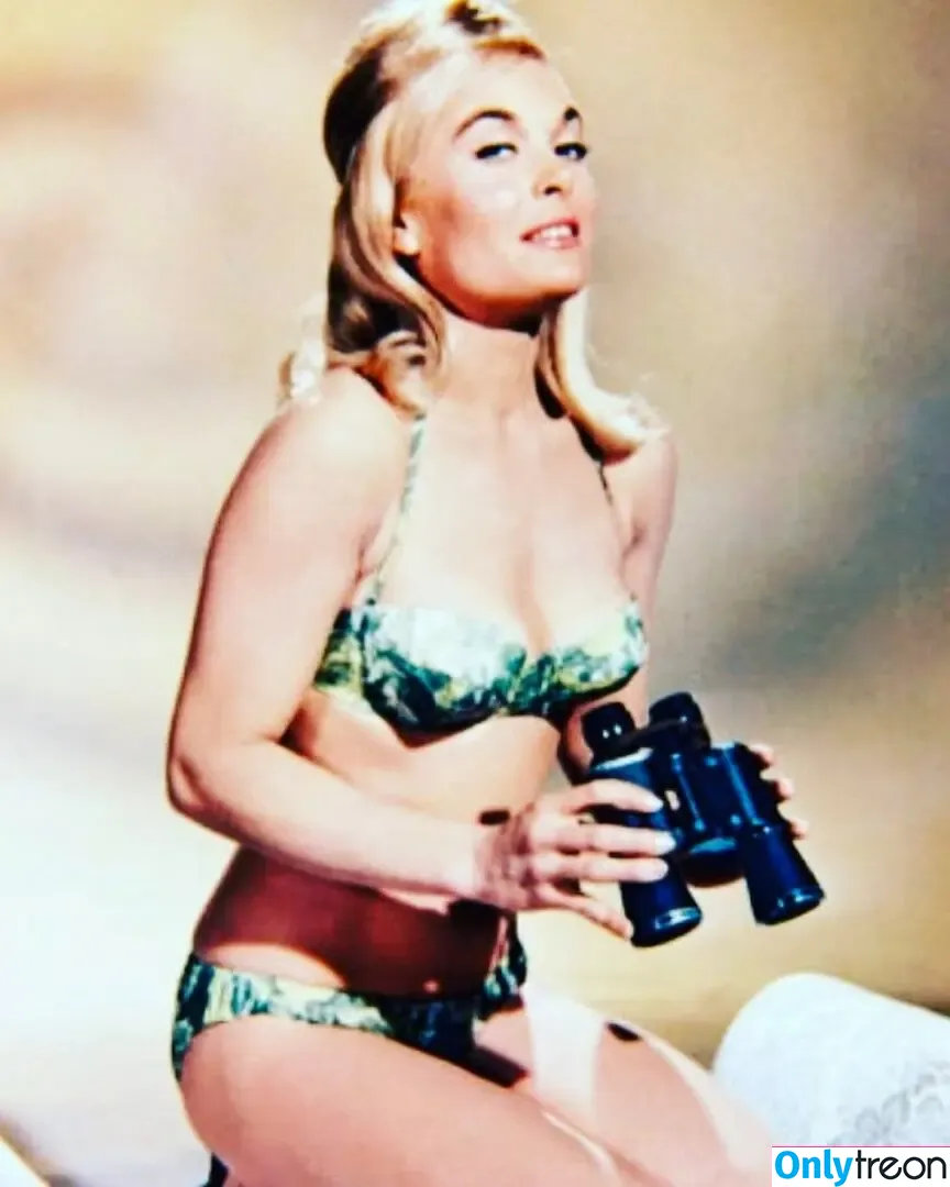 Vintage Sexy Celebs nude photo #0135 (vintagemoviestars)