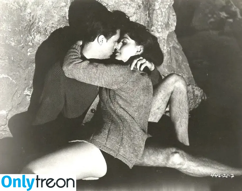 Vintage Sexy Celebs nude photo #0347 (vintagemoviestars)