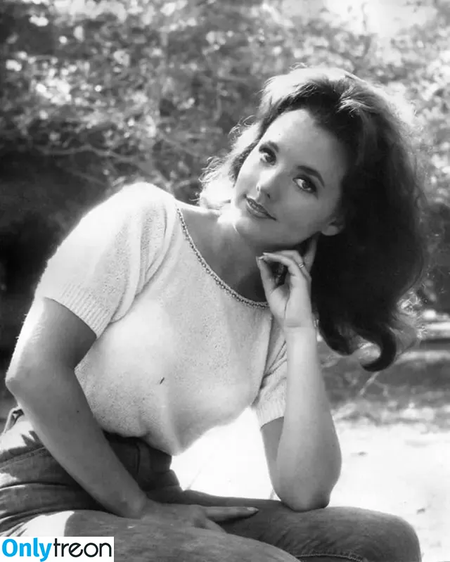Vintage Sexy Celebs nude photo #0357 (vintagemoviestars)