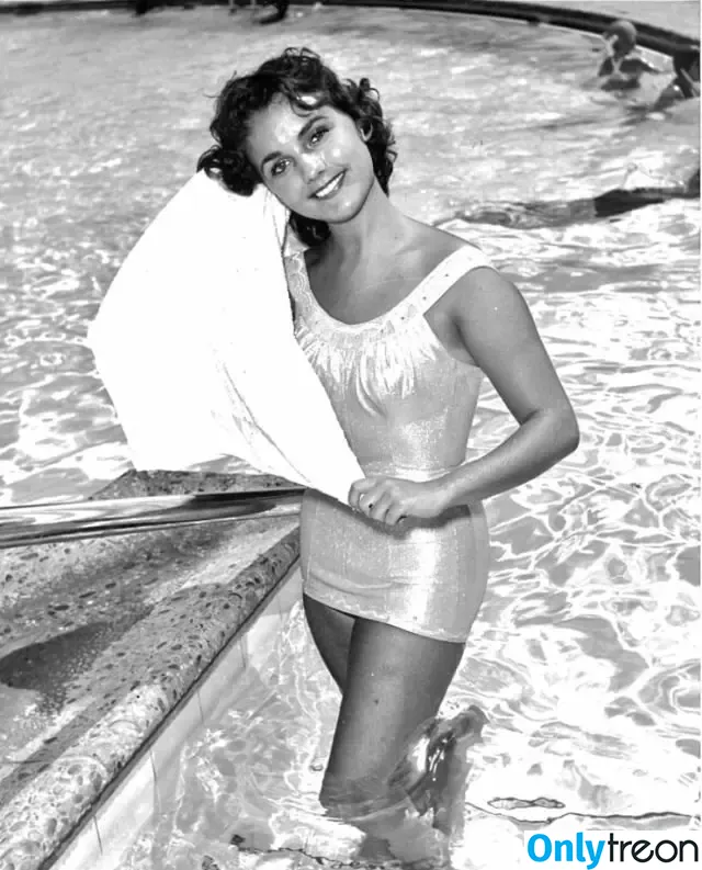 Vintage Sexy Celebs nude photo #0359 (vintagemoviestars)