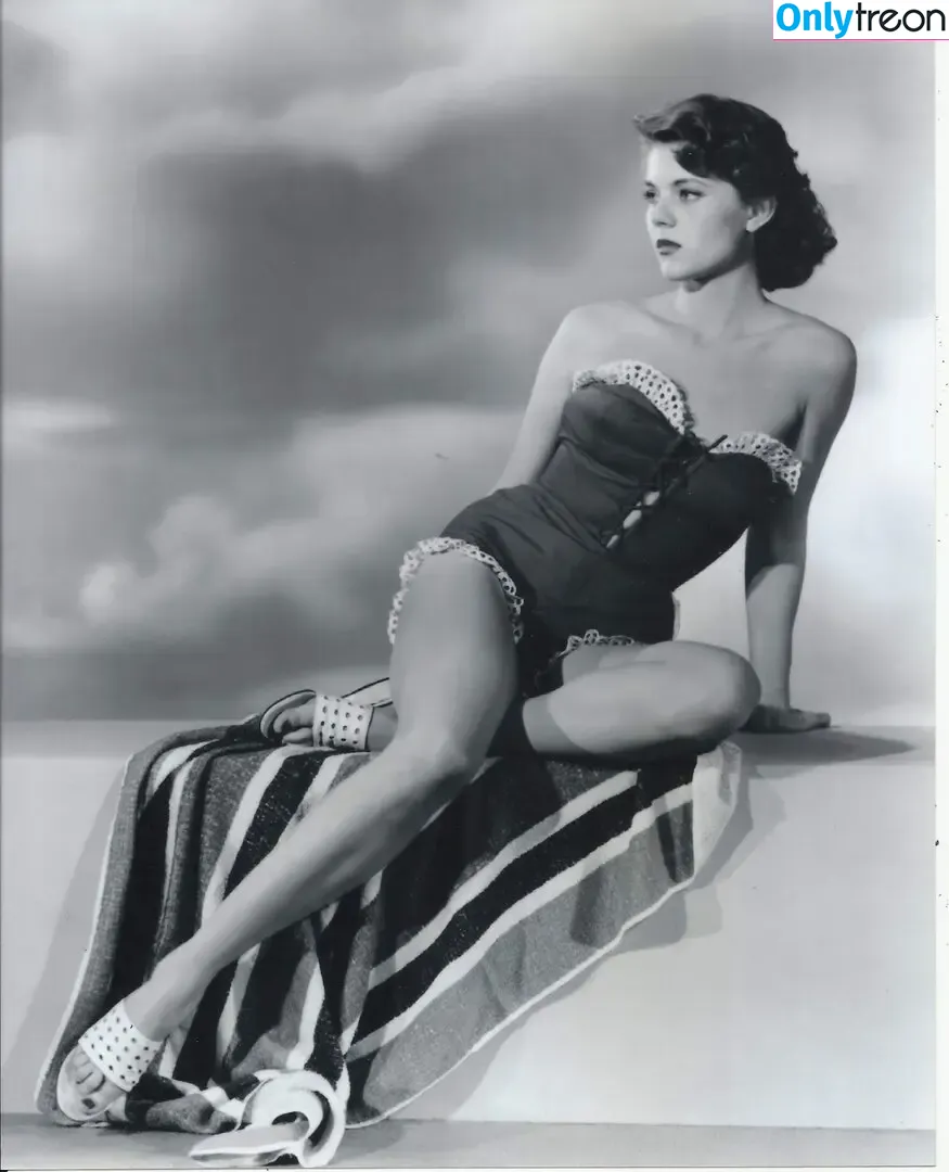 Vintage Sexy Celebs nude photo #0387 (vintagemoviestars)