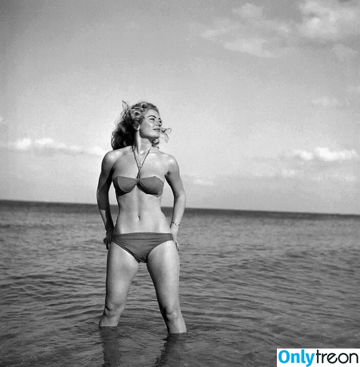 Vintage Sexy Celebs nude photo #0400 (vintagemoviestars)