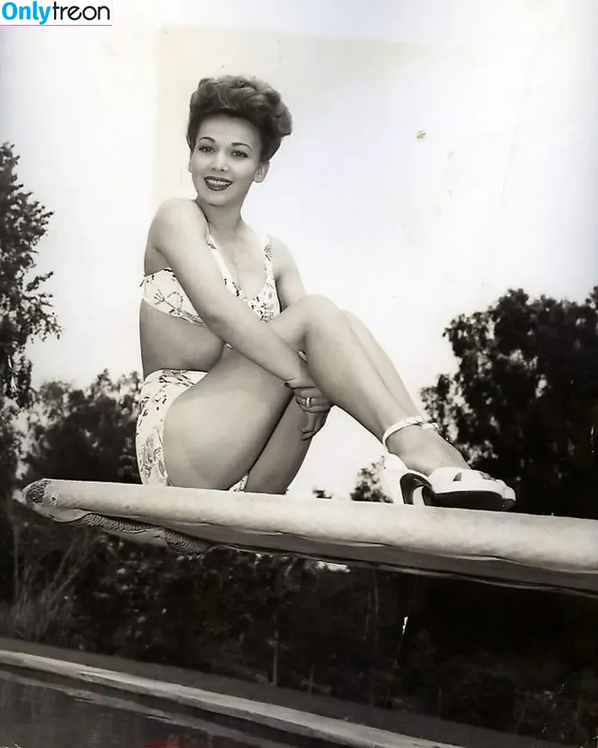 Vintage Sexy Celebs nude photo #0598 (vintagemoviestars)
