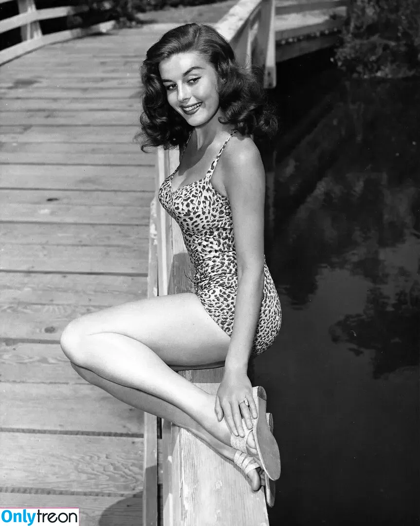 Vintage Sexy Celebs nude photo #0744 (vintagemoviestars)