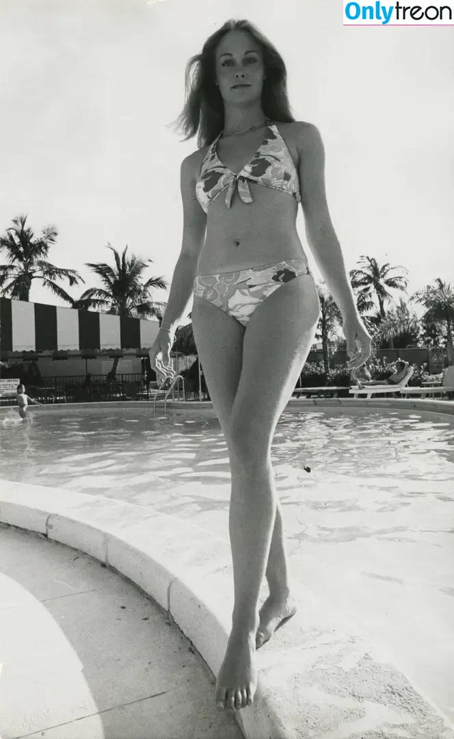 Vintage Sexy Celebs nude photo #0762 (vintagemoviestars)
