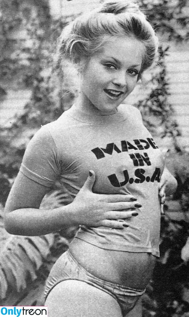 Vintage Sexy Celebs nude photo #0794 (vintagemoviestars)