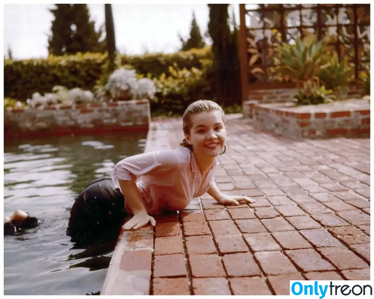 Vintage Starlets nude photo #0991 (Vintage Starlets)