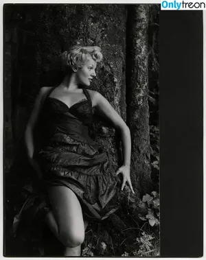  nude photo #1922
