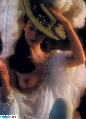  nude photo #1986