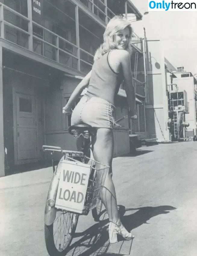 Vintage Starlets nude photo #1046 (Vintage Starlets)