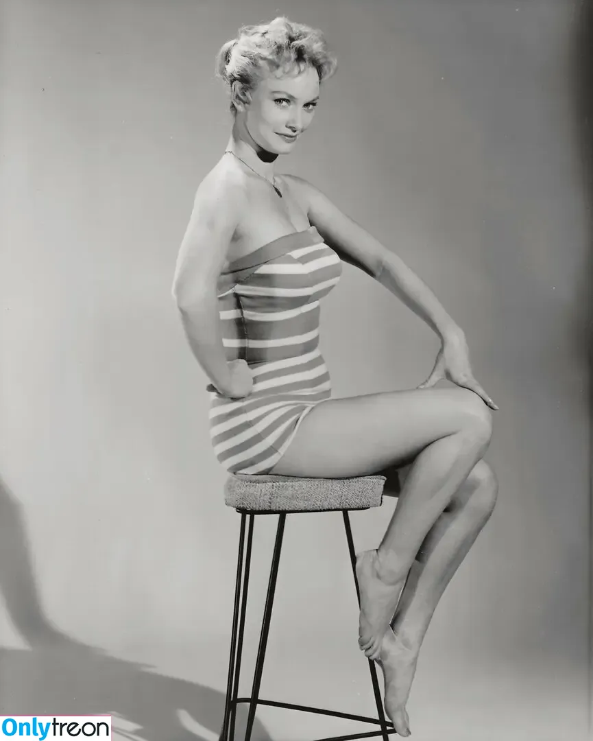 Vintage Starlets nude photo #1172 (Vintage Starlets)