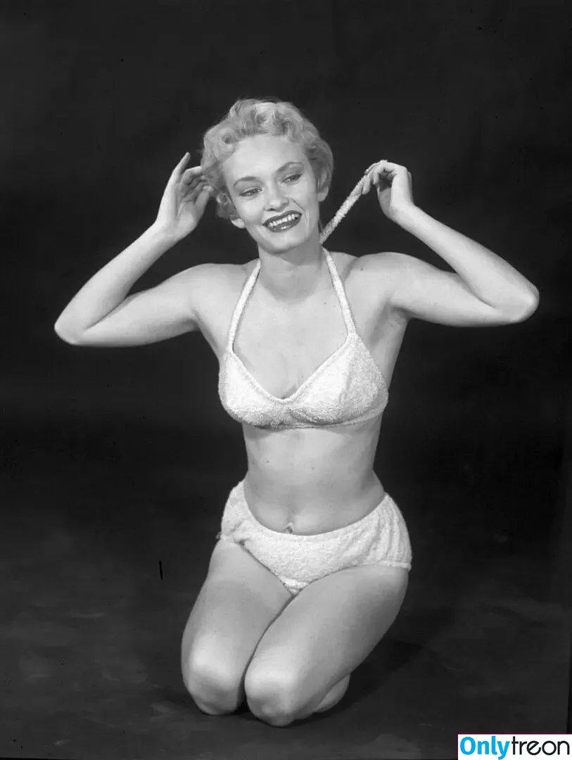 Vintage Starlets nude photo #1175 (Vintage Starlets)