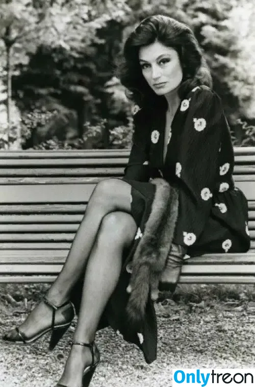 Vintage Starlets nude photo #1390 (Vintage Starlets)