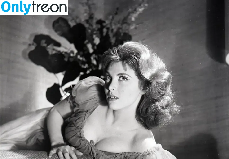Vintage Starlets nude photo #1436 (Vintage Starlets)