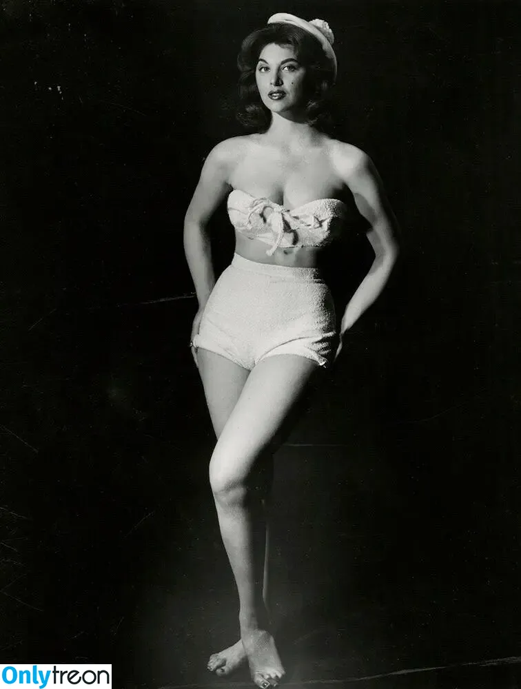 Vintage Starlets nude photo #1438 (Vintage Starlets)