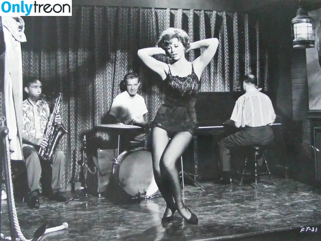 Vintage Starlets nude photo #1456 (Vintage Starlets)
