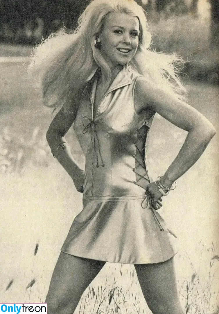 Vintage Starlets nude photo #3076 (Vintage Starlets)