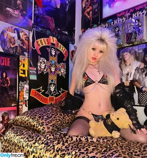 Vintagevixen80s / Heather Leather / retrosuccubus nude photo #0018