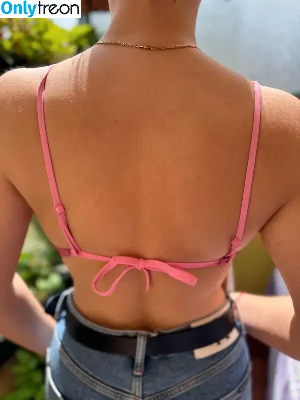 Vinted/eBay nude photo #7039 (Vinted/eBay)